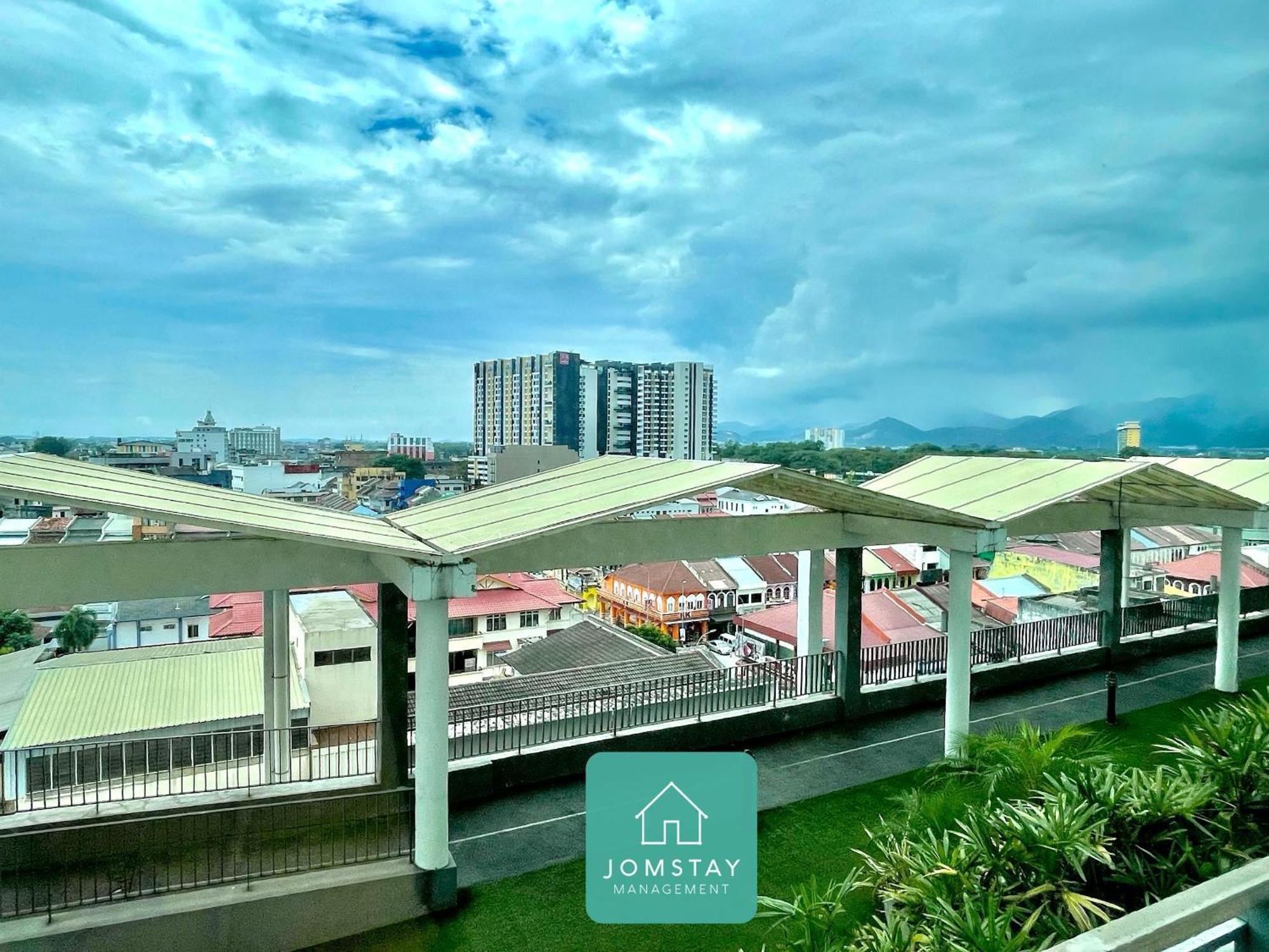 Jomstay Octagon Palm Suites 이포 외부 사진